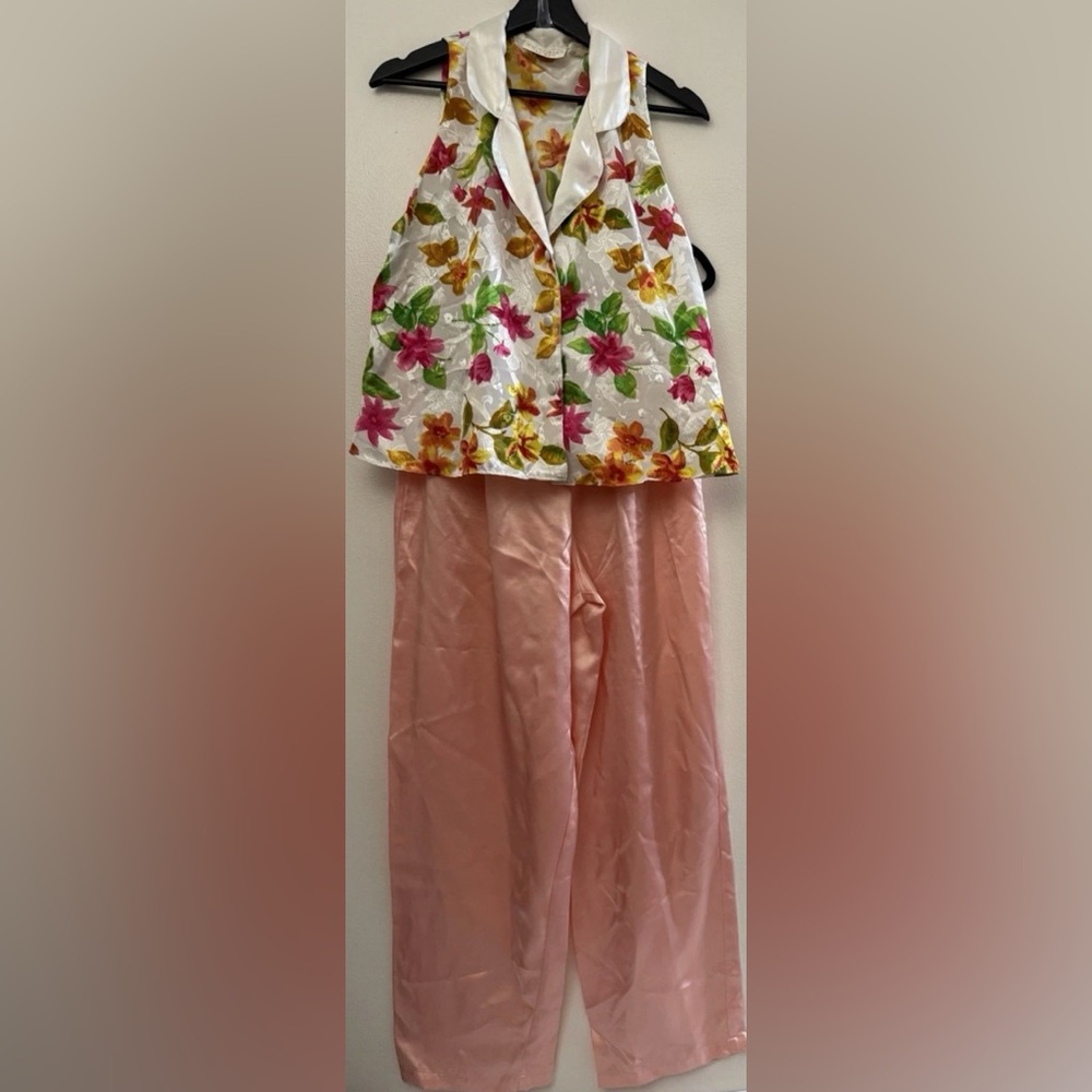 Vintage Victoria’s Secret‎ Gold Label Satin Vest Sets Sz M